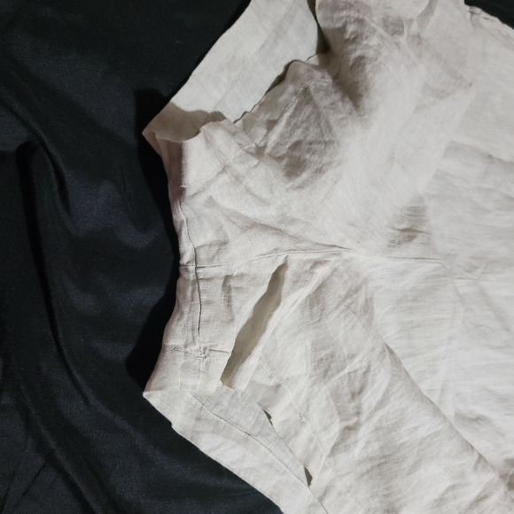 Sam & Lavi Linen Romper Beige Natural Onsie Shorts Quiet Luxury Size L - Picture 5 of 8